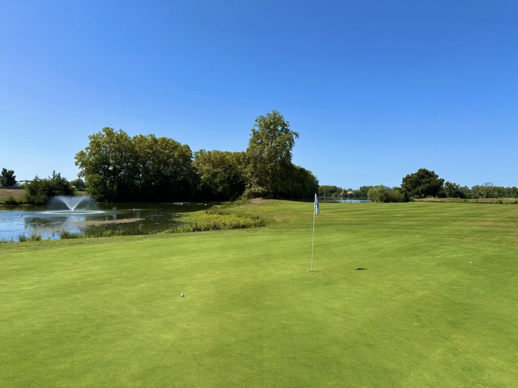 Villenave-d'Ornon Golf Course, France